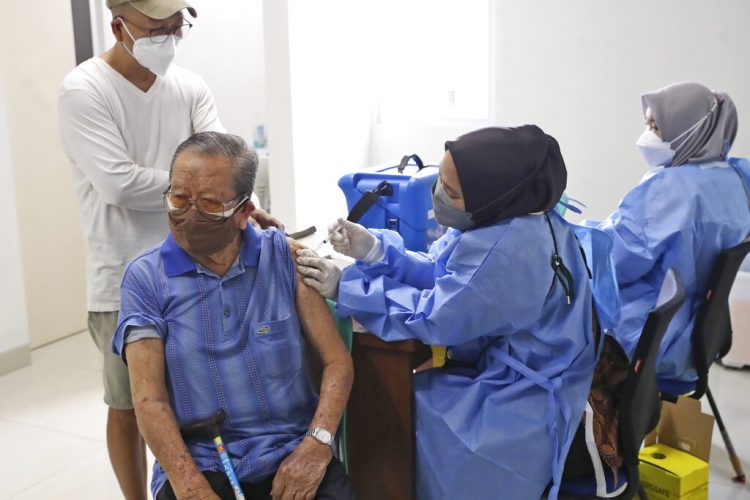 Mon. 9:41 a.m.: Indonesia first to green light Novavax COVID-19 vaccine